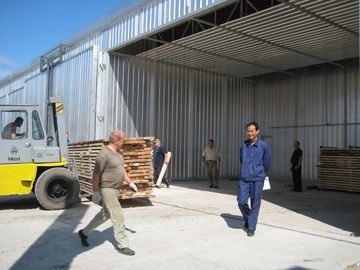 50m3 Forno de madeira estável Secador de madeira Forno de secagem de madeira 150 kg / m2 Carga de neve
